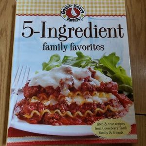 Hardcover cookbook Goose berry Patch 5-Ingredient  family favorites 319 pages